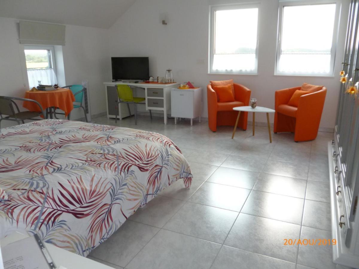 Le Sart-Belles Bed & Breakfast Bagian luar foto